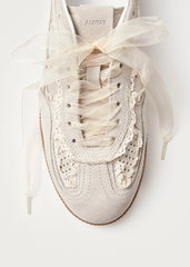 CROCHET CREAM LEATHER SNEAKERS